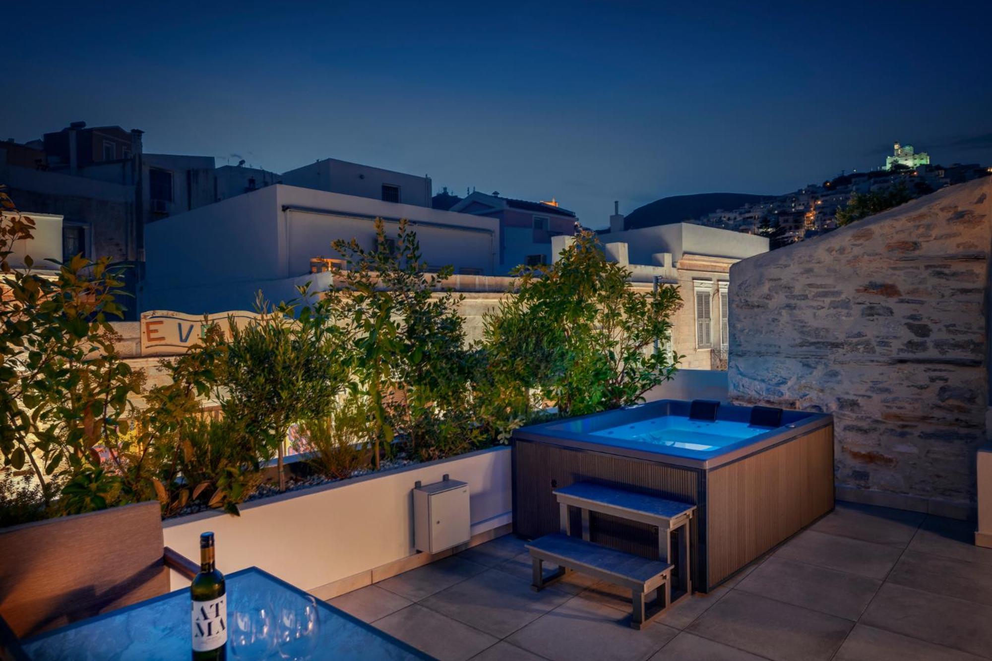 Ninemian Suites Syros Ermoupoli Exterior foto